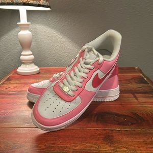 Nike AF1 ‘07 customized pink/white size 10